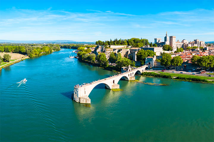Avignon - Provence - OLITAXI